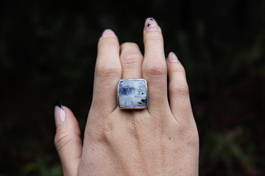 Mourning | Rainbow Moonstone | Ring Size:: 7