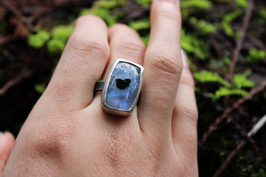 Mourning | Rainbow Moonstone | Ring Size:: 8.5