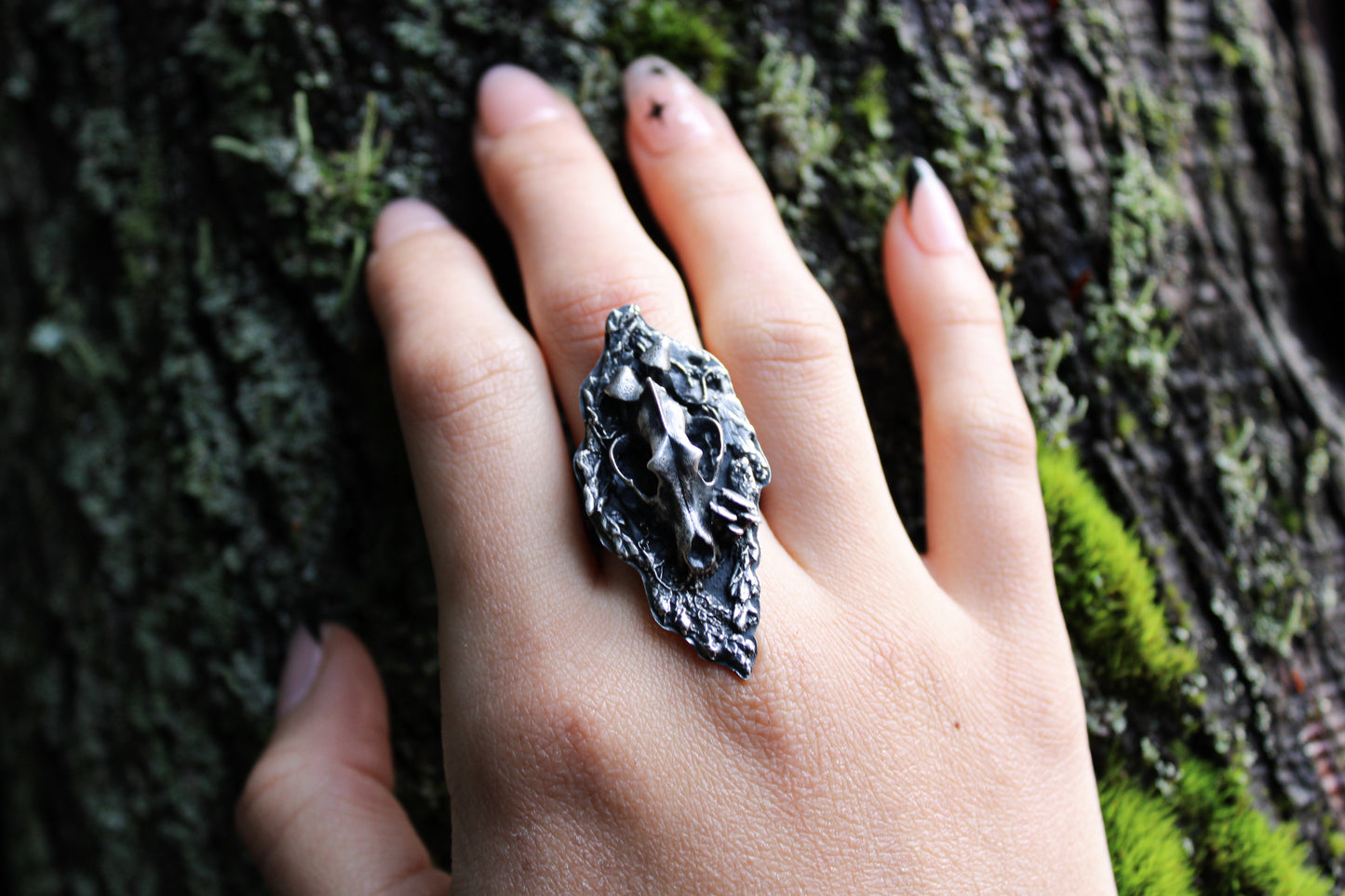 Mourning | Wolfus | Ring Size:: 6.75